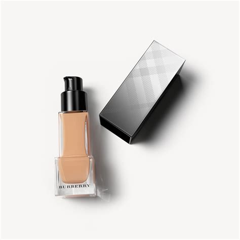 burberry fresh glow base|Burberry fresh glow foundation.